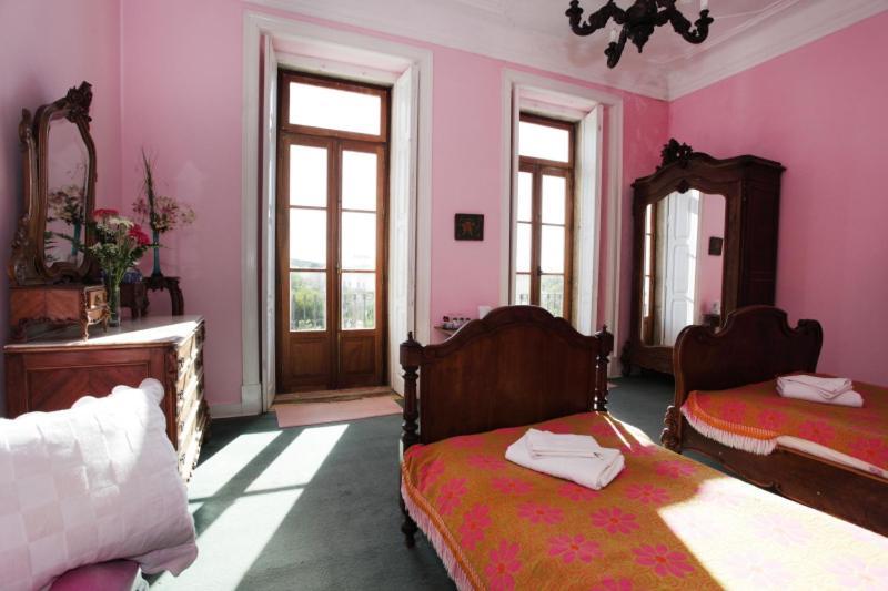 לינה וארוחת בוקר בורגאו Casa Grande Portugal מראה חיצוני תמונה